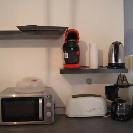 Centre Historique T2 Rdc Ла-Рош-Позе